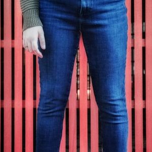 Gap True Skinny jeans